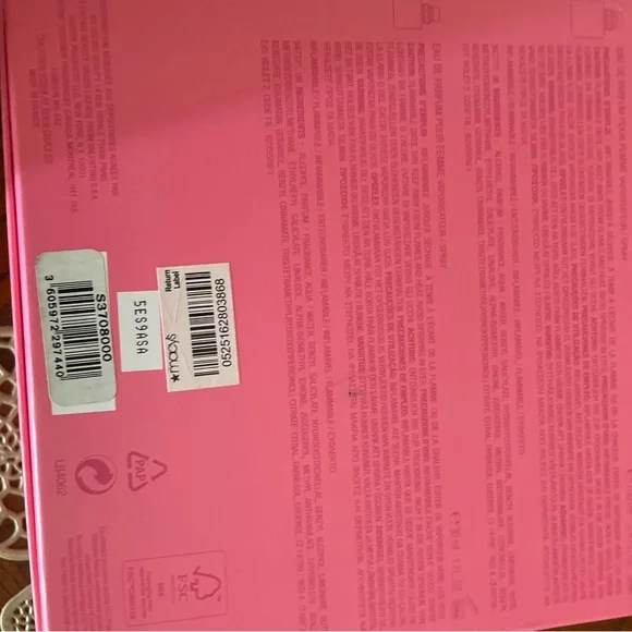 Valentino Pink Packaging Box - Picture 3 of 3